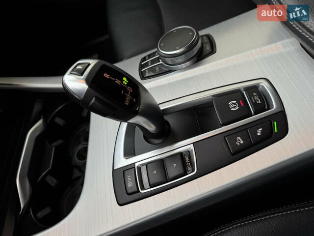 Белый БМВ Х3, объемом двигателя 2 л и пробегом 134 тыс. км за 25800 $, фото 66 на Automoto.ua