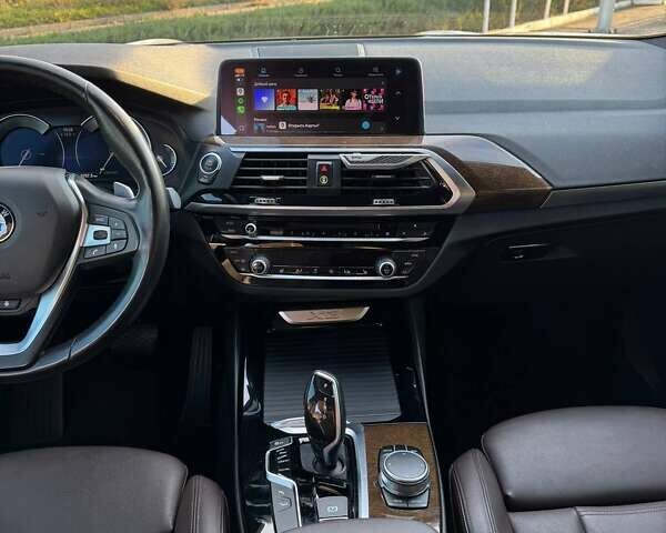 Белый БМВ Х3, объемом двигателя 2 л и пробегом 165 тыс. км за 27500 $, фото 26 на Automoto.ua