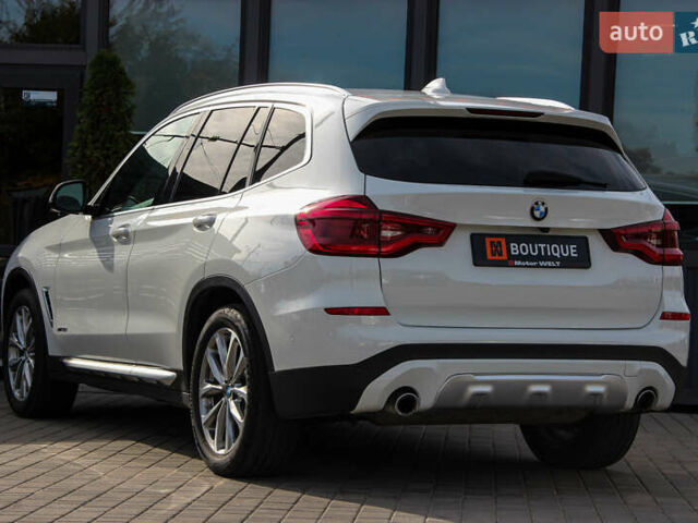 Білий БМВ Х3, об'ємом двигуна 2 л та пробігом 60 тис. км за 26500 $, фото 12 на Automoto.ua