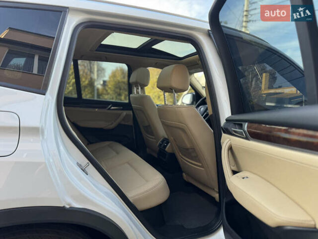 Білий БМВ Х3, об'ємом двигуна 2 л та пробігом 221 тис. км за 13500 $, фото 35 на Automoto.ua