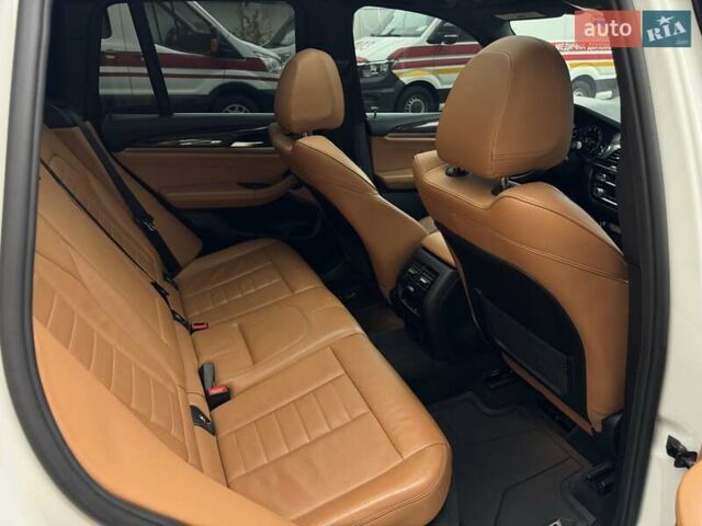 Білий БМВ Х3, об'ємом двигуна 2 л та пробігом 179 тис. км за 28500 $, фото 29 на Automoto.ua