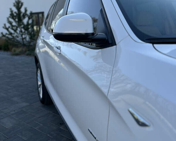 Белый БМВ Х3, объемом двигателя 2 л и пробегом 195 тыс. км за 20000 $, фото 7 на Automoto.ua