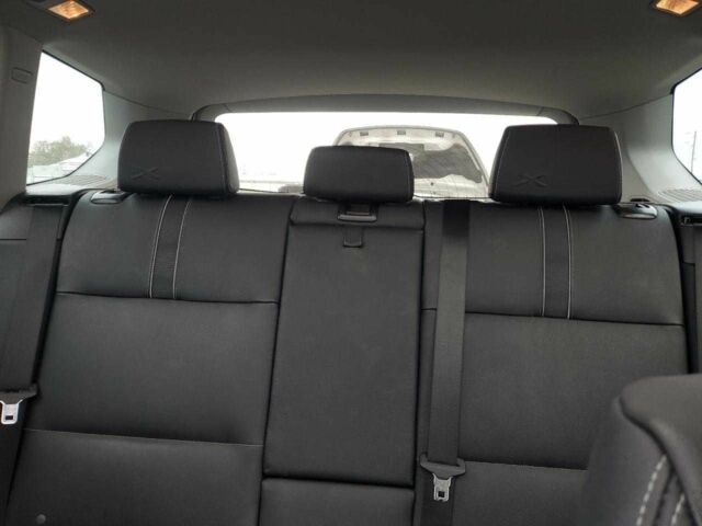 Белый БМВ Х3, объемом двигателя 2 л и пробегом 165 тыс. км за 13200 $, фото 8 на Automoto.ua