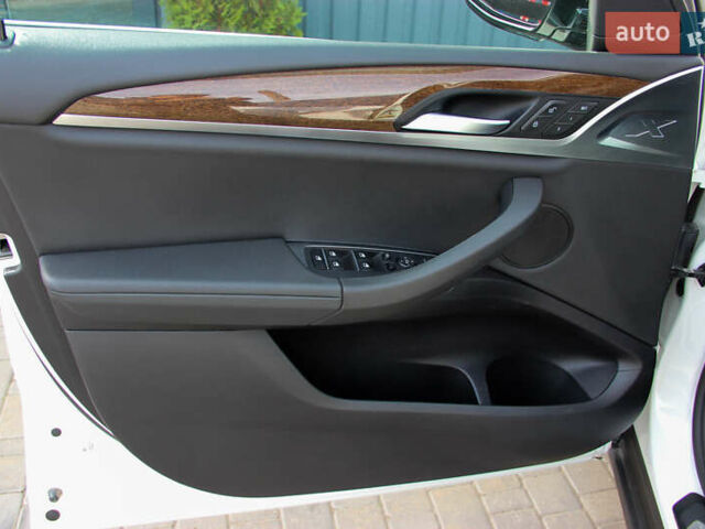 Білий БМВ Х3, об'ємом двигуна 2 л та пробігом 60 тис. км за 26500 $, фото 14 на Automoto.ua