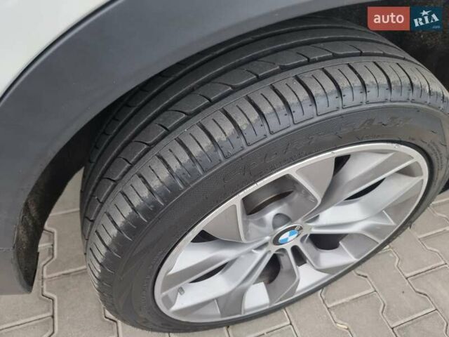 Белый БМВ Х3, объемом двигателя 2 л и пробегом 158 тыс. км за 17700 $, фото 8 на Automoto.ua