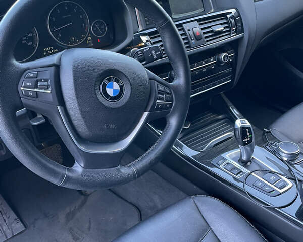 Белый БМВ Х3, объемом двигателя 2 л и пробегом 134 тыс. км за 15100 $, фото 18 на Automoto.ua