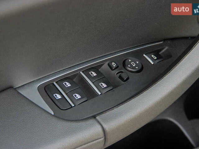 Білий БМВ Х3, об'ємом двигуна 2 л та пробігом 60 тис. км за 26500 $, фото 15 на Automoto.ua