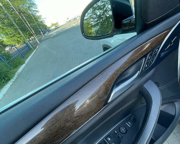 Белый БМВ Х3, объемом двигателя 2 л и пробегом 157 тыс. км за 28000 $, фото 13 на Automoto.ua