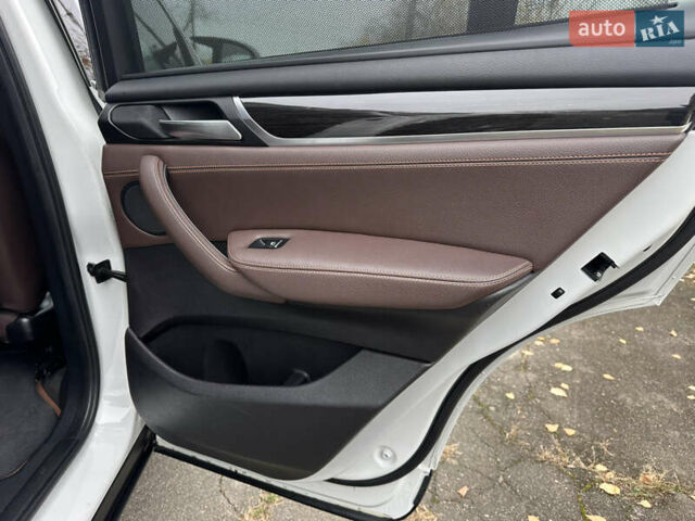 Белый БМВ Х3, объемом двигателя 2 л и пробегом 115 тыс. км за 17800 $, фото 16 на Automoto.ua