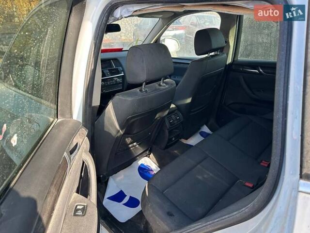 Белый БМВ Х3, объемом двигателя 2 л и пробегом 195 тыс. км за 11800 $, фото 7 на Automoto.ua