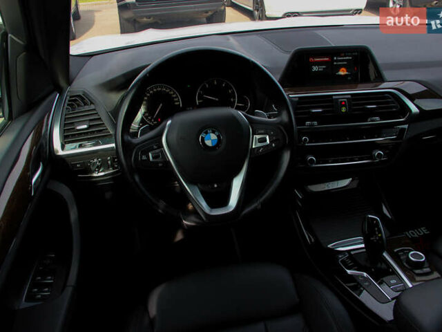 Білий БМВ Х3, об'ємом двигуна 2 л та пробігом 60 тис. км за 26500 $, фото 37 на Automoto.ua