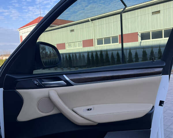 Белый БМВ Х3, объемом двигателя 2 л и пробегом 195 тыс. км за 20000 $, фото 33 на Automoto.ua