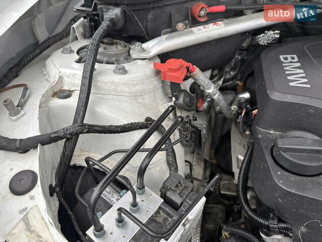 Белый БМВ Х3, объемом двигателя 2 л и пробегом 115 тыс. км за 17800 $, фото 43 на Automoto.ua