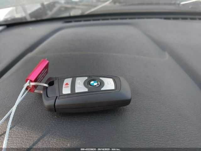 Белый БМВ Х3, объемом двигателя 2 л и пробегом 170 тыс. км за 5000 $, фото 10 на Automoto.ua