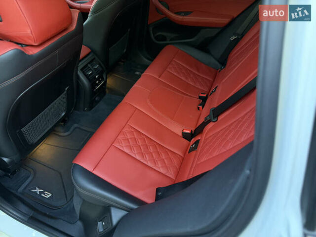 Белый БМВ Х3, объемом двигателя 3 л и пробегом 85 тыс. км за 36900 $, фото 78 на Automoto.ua