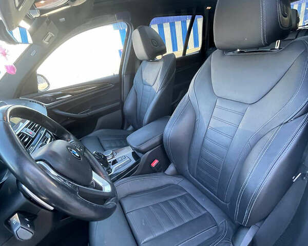 Белый БМВ Х3, объемом двигателя 2 л и пробегом 157 тыс. км за 28000 $, фото 9 на Automoto.ua