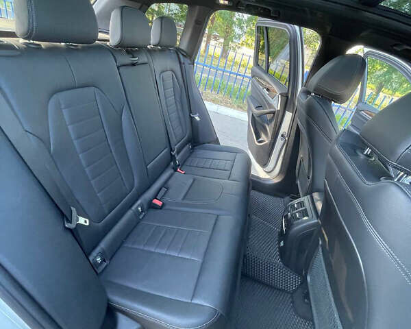 Белый БМВ Х3, объемом двигателя 2 л и пробегом 157 тыс. км за 28000 $, фото 12 на Automoto.ua