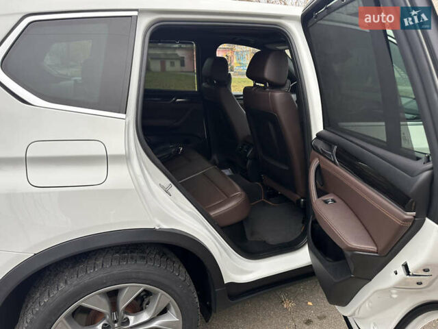 Белый БМВ Х3, объемом двигателя 2 л и пробегом 115 тыс. км за 17800 $, фото 17 на Automoto.ua