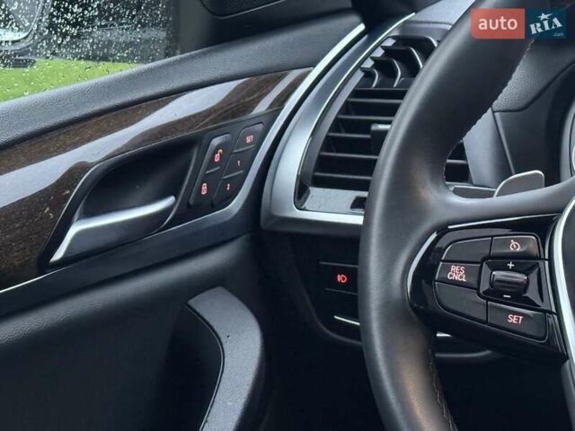 Белый БМВ Х3, объемом двигателя 2 л и пробегом 98 тыс. км за 31000 $, фото 35 на Automoto.ua