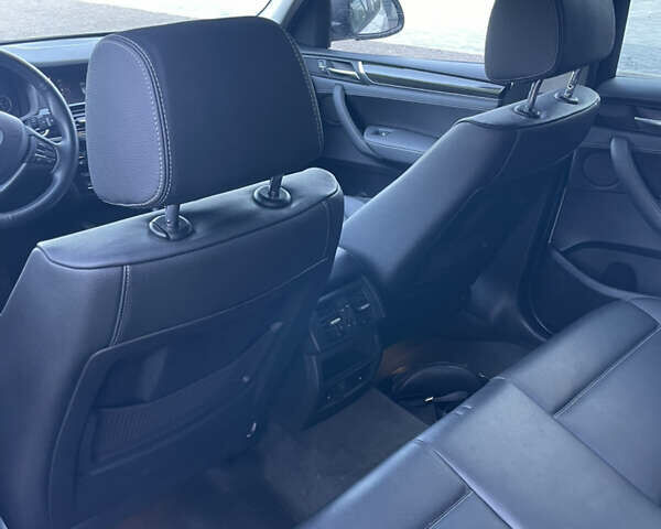 Белый БМВ Х3, объемом двигателя 2 л и пробегом 134 тыс. км за 15100 $, фото 24 на Automoto.ua