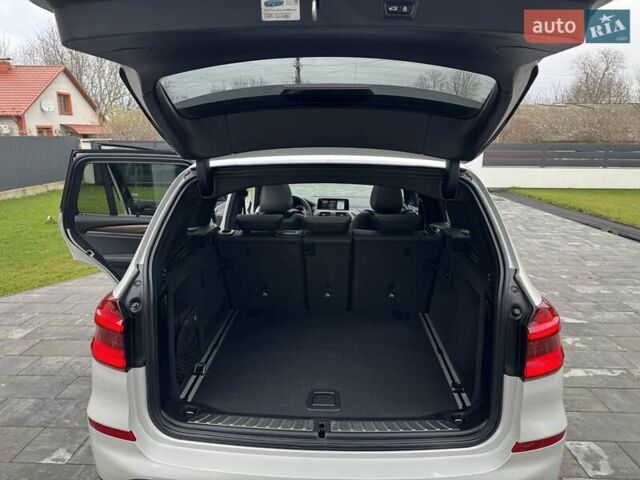 Белый БМВ Х3, объемом двигателя 2 л и пробегом 98 тыс. км за 31000 $, фото 11 на Automoto.ua