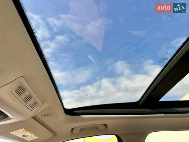 Білий БМВ Х3, об'ємом двигуна 2 л та пробігом 207 тис. км за 18200 $, фото 3 на Automoto.ua