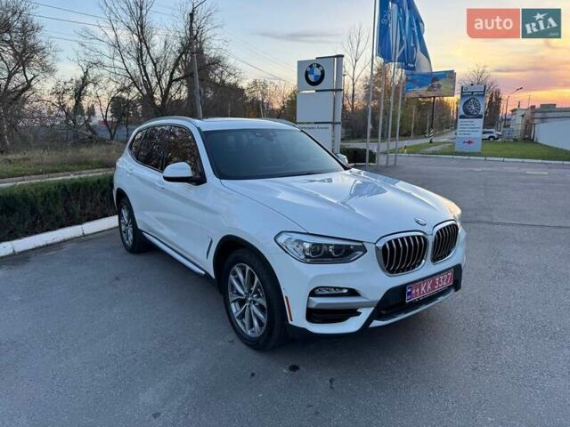 Белый БМВ Х3, объемом двигателя 2 л и пробегом 165 тыс. км за 27500 $, фото 1 на Automoto.ua