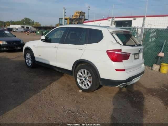 Белый БМВ Х3, объемом двигателя 2 л и пробегом 170 тыс. км за 5000 $, фото 2 на Automoto.ua