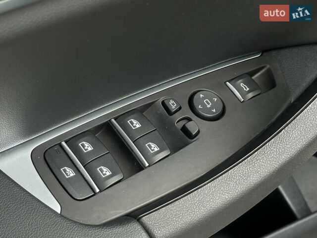 Білий БМВ Х3, об'ємом двигуна 2 л та пробігом 220 тис. км за 23500 $, фото 28 на Automoto.ua