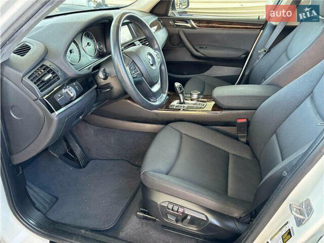 Белый БМВ Х3, объемом двигателя 2 л и пробегом 79 тыс. км за 3000 $, фото 10 на Automoto.ua