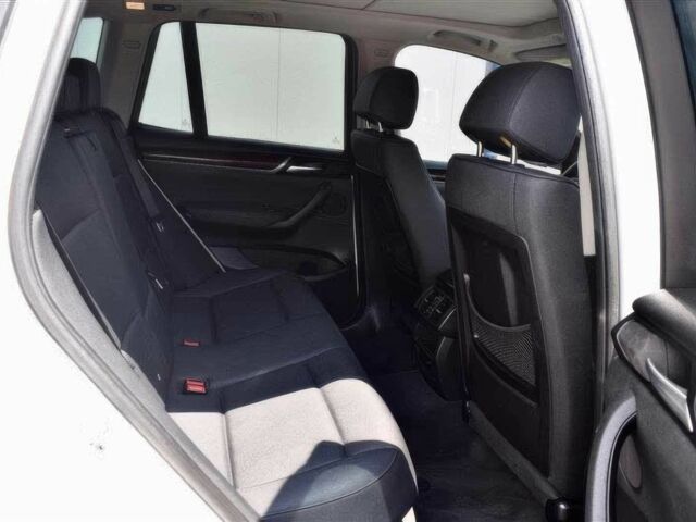 Білий БМВ Х3, об'ємом двигуна 2 л та пробігом 69 тис. км за 10200 $, фото 10 на Automoto.ua