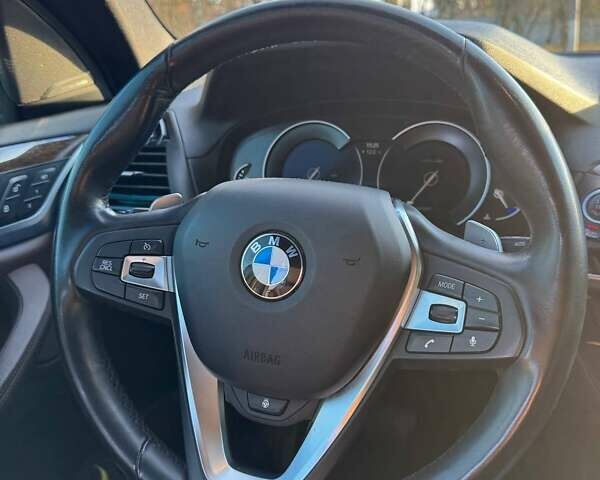 Белый БМВ Х3, объемом двигателя 2 л и пробегом 165 тыс. км за 27500 $, фото 14 на Automoto.ua