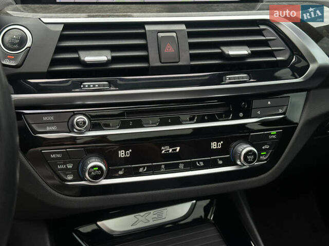 Білий БМВ Х3, об'ємом двигуна 2 л та пробігом 220 тис. км за 23500 $, фото 31 на Automoto.ua