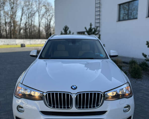 Белый БМВ Х3, объемом двигателя 2 л и пробегом 195 тыс. км за 20000 $, фото 3 на Automoto.ua