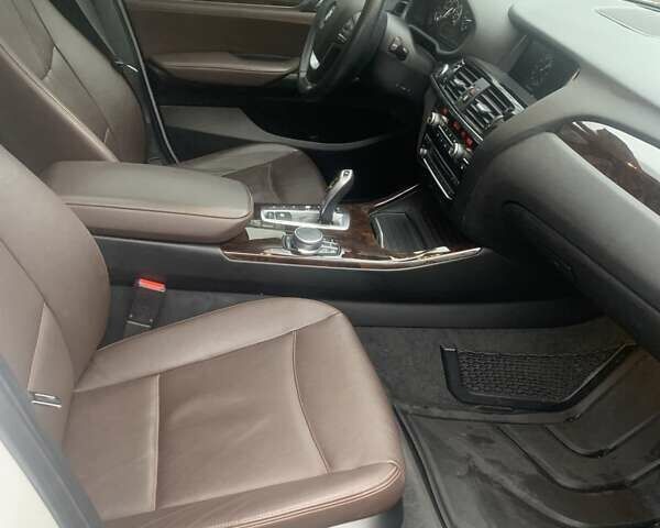 Белый БМВ Х3, объемом двигателя 2 л и пробегом 142 тыс. км за 18800 $, фото 27 на Automoto.ua