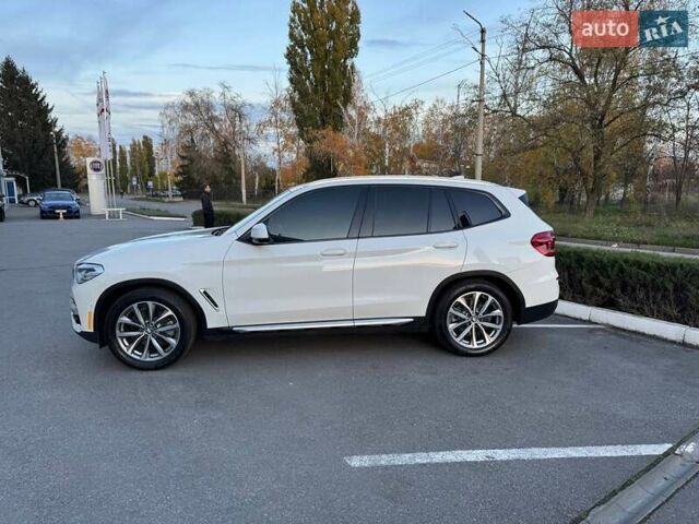 Белый БМВ Х3, объемом двигателя 2 л и пробегом 165 тыс. км за 27500 $, фото 9 на Automoto.ua