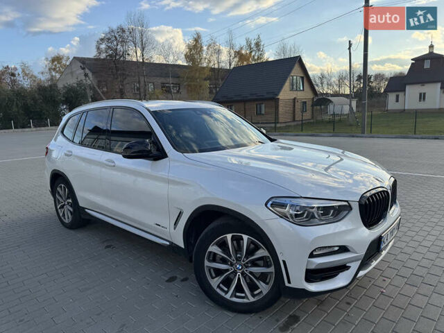 Белый БМВ Х3, объемом двигателя 2 л и пробегом 99 тыс. км за 33800 $, фото 3 на Automoto.ua