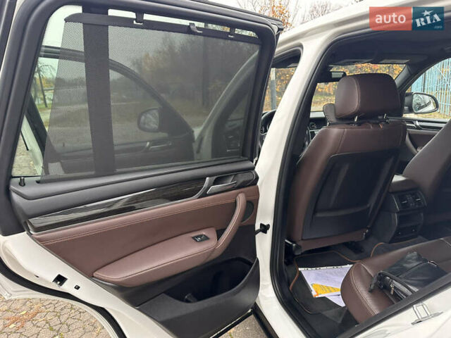 Белый БМВ Х3, объемом двигателя 2 л и пробегом 115 тыс. км за 17800 $, фото 7 на Automoto.ua