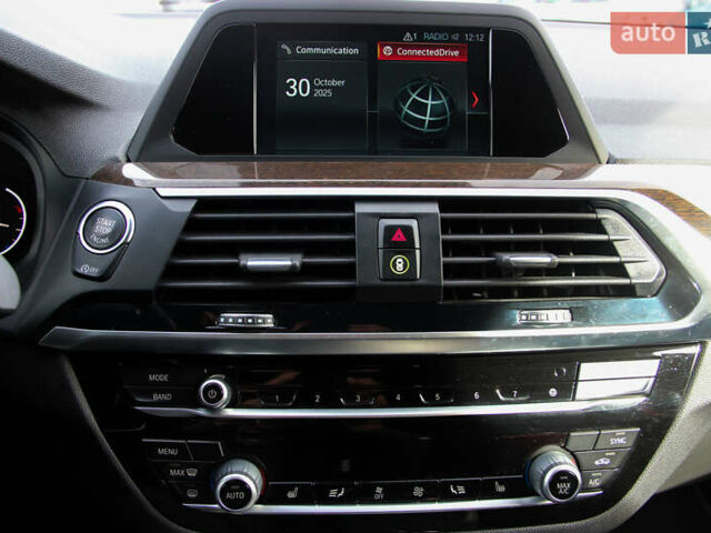 Білий БМВ Х3, об'ємом двигуна 2 л та пробігом 60 тис. км за 26500 $, фото 25 на Automoto.ua