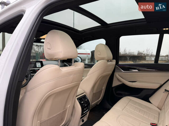 Белый БМВ Х3, объемом двигателя 2 л и пробегом 58 тыс. км за 33500 $, фото 23 на Automoto.ua