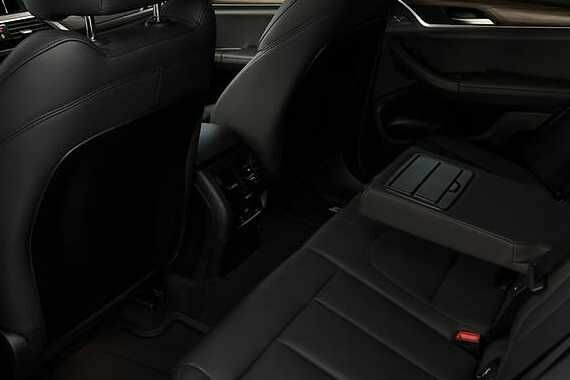 Белый БМВ Х3, объемом двигателя 2 л и пробегом 90 тыс. км за 18000 $, фото 14 на Automoto.ua