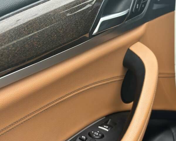 Белый БМВ Х3, объемом двигателя 2 л и пробегом 140 тыс. км за 29000 $, фото 20 на Automoto.ua