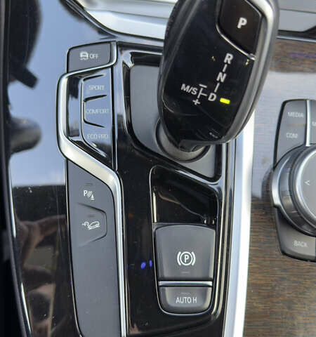 Білий БМВ Х3, об'ємом двигуна 2 л та пробігом 81 тис. км за 28700 $, фото 16 на Automoto.ua