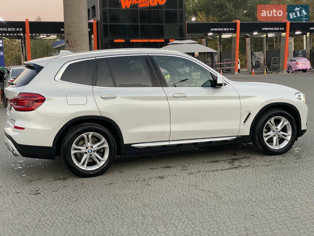 Белый БМВ Х3, объемом двигателя 2 л и пробегом 58 тыс. км за 36000 $, фото 16 на Automoto.ua