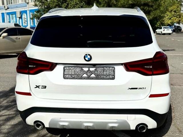 Білий БМВ Х3, об'ємом двигуна 2 л та пробігом 81 тис. км за 28700 $, фото 5 на Automoto.ua