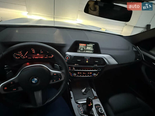 Белый БМВ Х3, объемом двигателя 2 л и пробегом 100 тыс. км за 27700 $, фото 13 на Automoto.ua