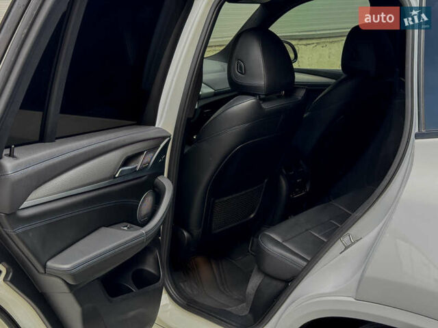 Белый БМВ Х3, объемом двигателя 3 л и пробегом 147 тыс. км за 33500 $, фото 35 на Automoto.ua