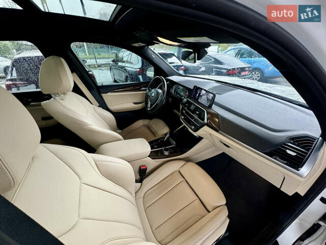 Белый БМВ Х3, объемом двигателя 2 л и пробегом 80 тыс. км за 26400 $, фото 40 на Automoto.ua