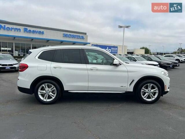 Білий БМВ Х3, об'ємом двигуна 2 л та пробігом 82 тис. км за 9800 $, фото 5 на Automoto.ua