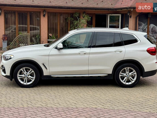 Белый БМВ Х3, объемом двигателя 2 л и пробегом 204 тыс. км за 23000 $, фото 9 на Automoto.ua